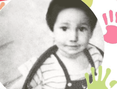 Desde temprana edad este jovencito soñó con llegar a ser alguien muy importante en la música mexicana y representar con orgullo a su pueblo natal, Ario de Rosales, Michoacán. Y vaya que lo logró, pues hoy por hoy sus canciones son todo un éxito tanto en México como en el extranjero.