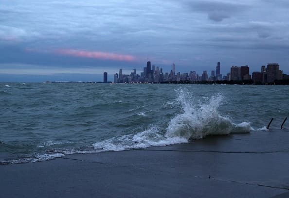 "No voy a dejar que mueras": Una mujer embarazada salva a tres niñas de morir ahogadas