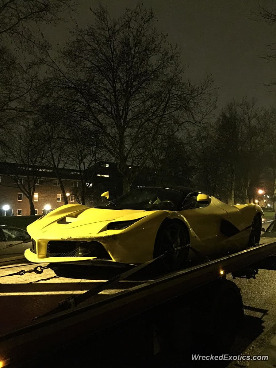 Eso explicaría la perdida de tracción que resulto en este costoso accidente.