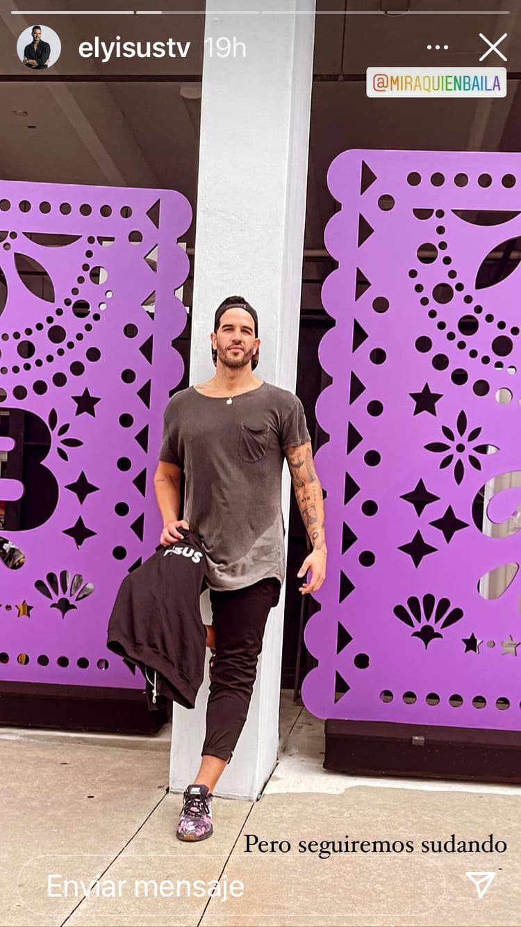 Yisus volvió a los ensayos para darlo todo en la pista de Mira Quién Baila Univision All Stars, pues doña Gloria siempre soñó con verlo bailar y sin duda la participación del chef será enteramente dedicada a ella.