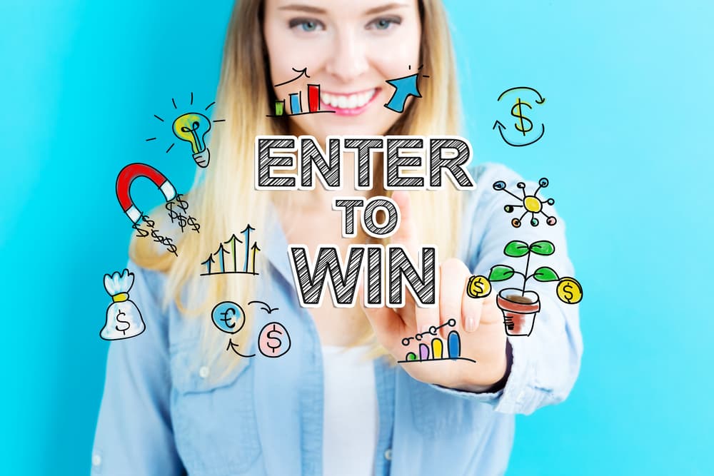 <b><u>Libra</u></b>
<br>
<b><u>Mercurio retrógrado se combina con tu regente, Venus, directo, en Aries.</u></b>
<br>Lo principal es evitar las indiscreciones y felizmente, Libra, tu signo es diplomático y con gran tacto social lo que te evitará futuros dolores de cabeza. No obstante, a pesar de lo que puedas pensar habrá
<b>suerte en el azar</b>, sueños prometedores,
<b>ganancias en rifas, juegos lícitos o competencias</b> y programas de radio. En el amor se auguran encuentros felices con gentes del pasado.