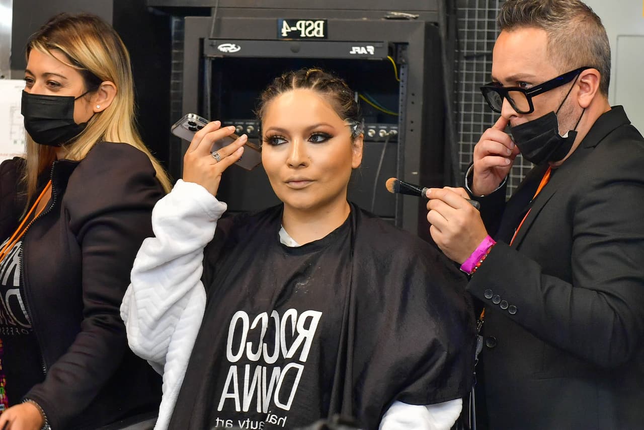 Otro gran desafío vocal fue el que tuvo ante sí 
<b>Helen Ochoa</b>, quien para esta gran final tendría que llenar los zapatos de una de las grandes voces de la música en México.