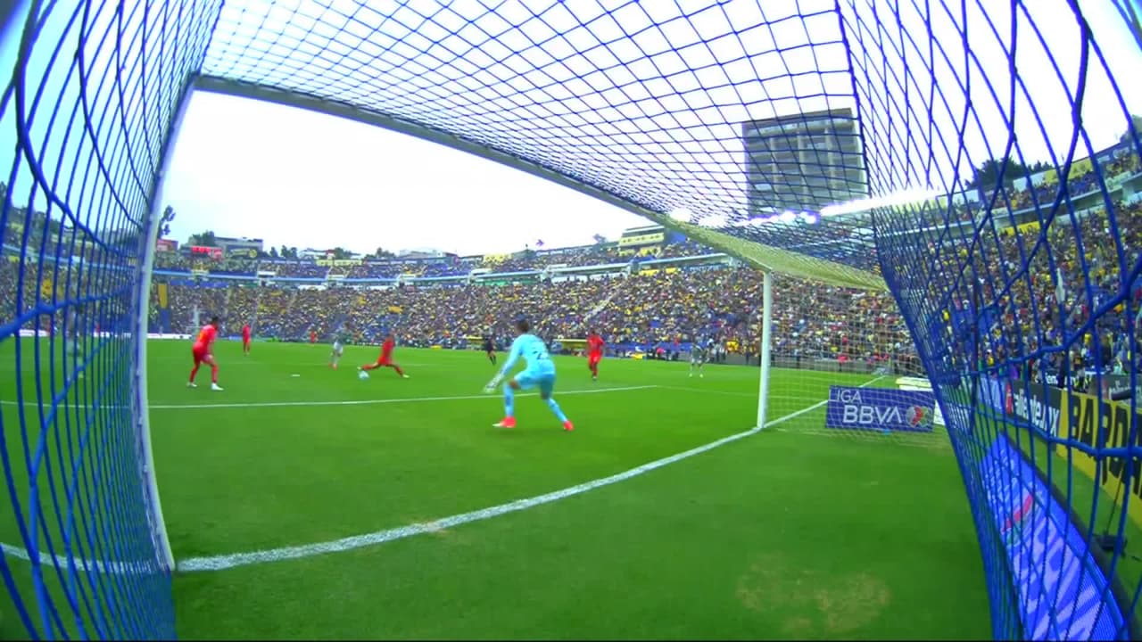 ¡GOL!  anota para Atlético San Luis. João Pedro