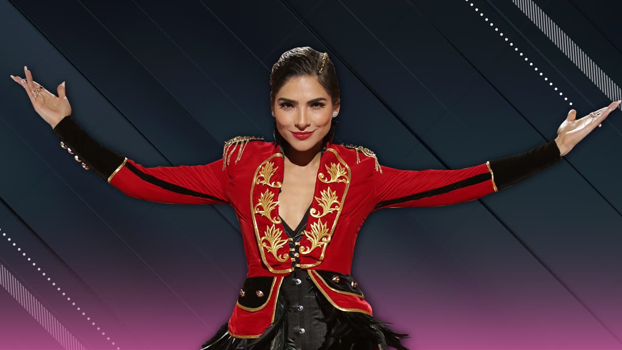 <b>HOBBY</b>. "Lo de cantar lo quiero hacer porque tengo bastante facilidad, y de hecho este año hasta lo hice
<a href="https://www.univision.com/shows/nuestra-belleza-latina/el-show-mas-grande-del-mundo-en-fotos-el-impresionante-espectaculo-de-alejandra-espinoza-cantando-por-primera-vez-en-nbl-fotos" target="_blank"> <b>en Nuestra Belleza Latina</b></a>
<b>. </b>No soy afinadísima, pero 
<b>tampoco estoy tirada para la calle</b>. Pero aclaro: quiero aprender a hacerlo 
<b>para cantar bien en familia</b>. Yo respeto a la gente que nace con ese don y entiendo que no es con el que nací, por eso lo quiero hacer como hobby". 
<br>