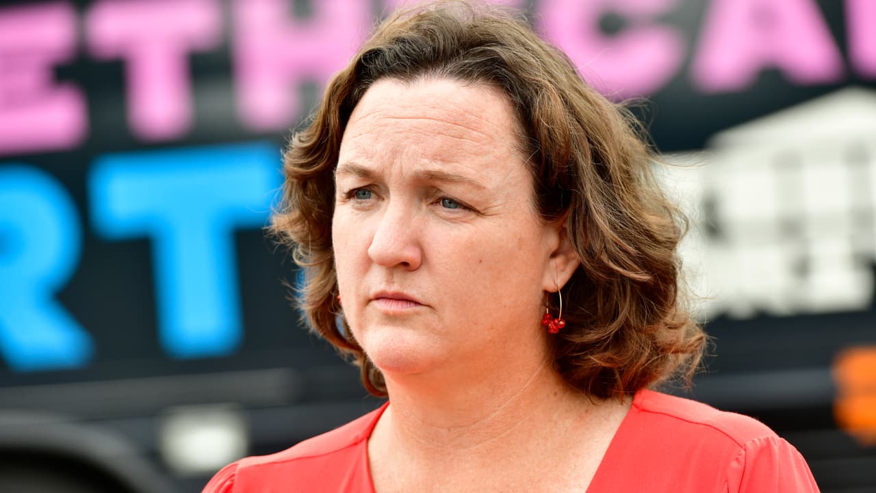 La dura semana de Katie Porter tras enfrentar cuestionamientos sobre su temperamento