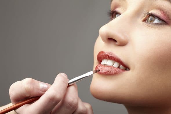 Recuerda siempre mantenerlos cerrados y lejos del sol. Despídete de ellos si cambian de color o tienen un olor desagradable.