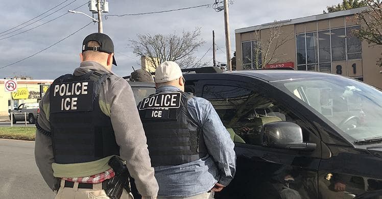 Nueva operación de ICE termina con el arresto de 23 personas con antecedentes penales.