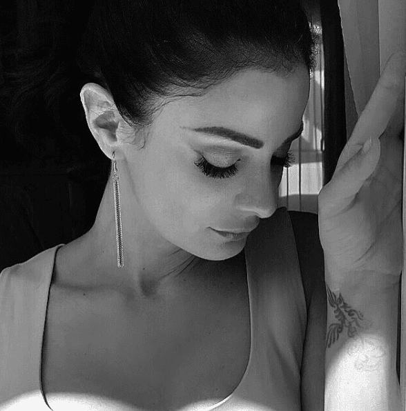 El lunes 4 de diciembre Dayanara utilizó de nuevo sus redes para comunicarle a sus seguidores que su padre se encontraba fuera del área de cuidado intensivo.