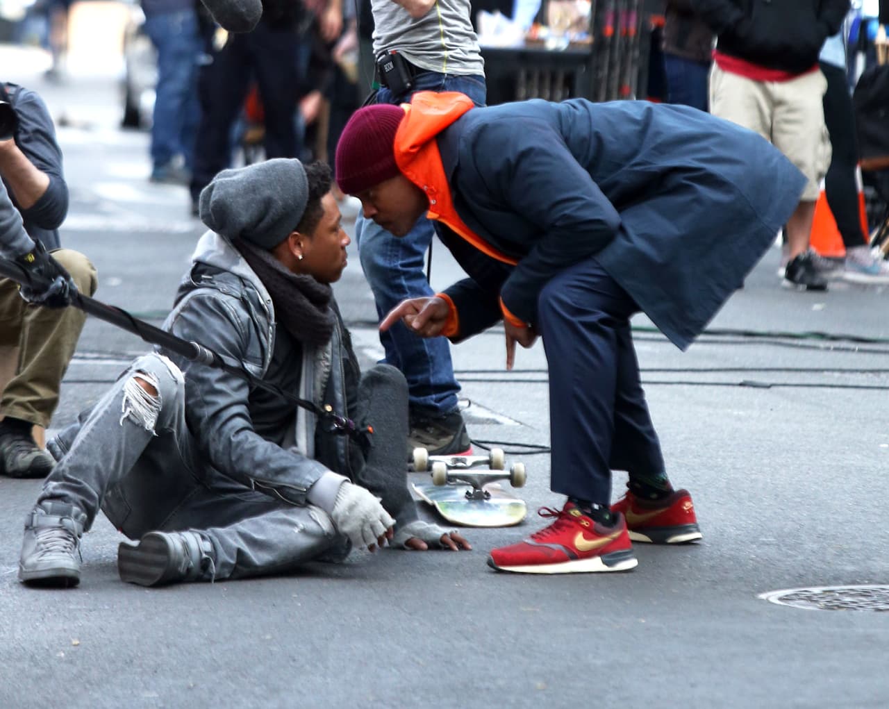Aquí regañando a su co estrella Jacob Latimore.