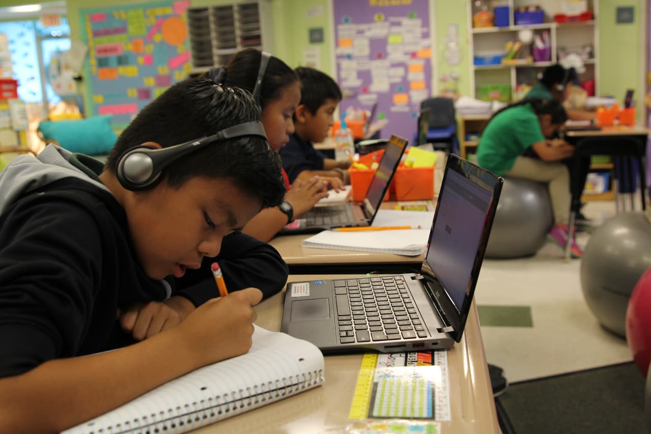 Pasaporte y guardián para mis hijos: una comunidad inmigrante nos cuenta cómo se prepara por si hay detenciones 