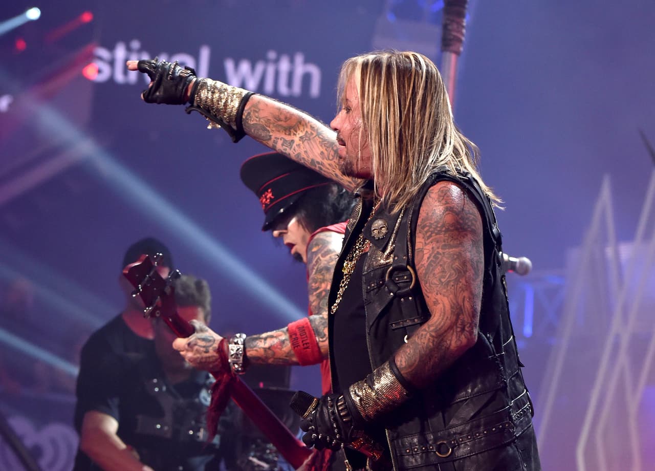 Resulta que según declaraciones de un guarura que los acompañaba, Vince y Nicolas estaban pasando una alegre tarde en Las Vegas.