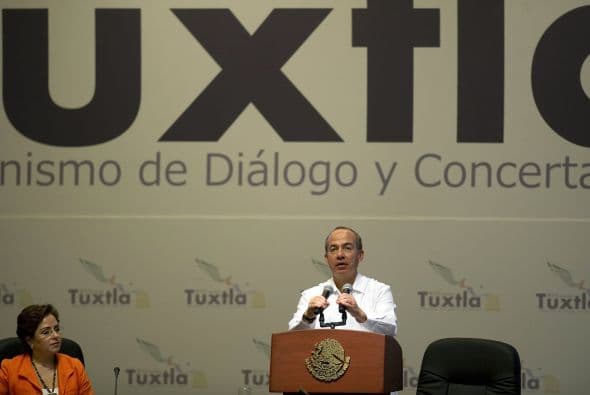 México planteó a los países de Centroamérica “relanzar” el Mecanismo de Diálogo y Concertación de Tuxtla para impulsar con renovados bríos el desarrollo económico y social de la región, así como enfrentar con más eficacia los retos que enfrentan, según la agencia Notimex.