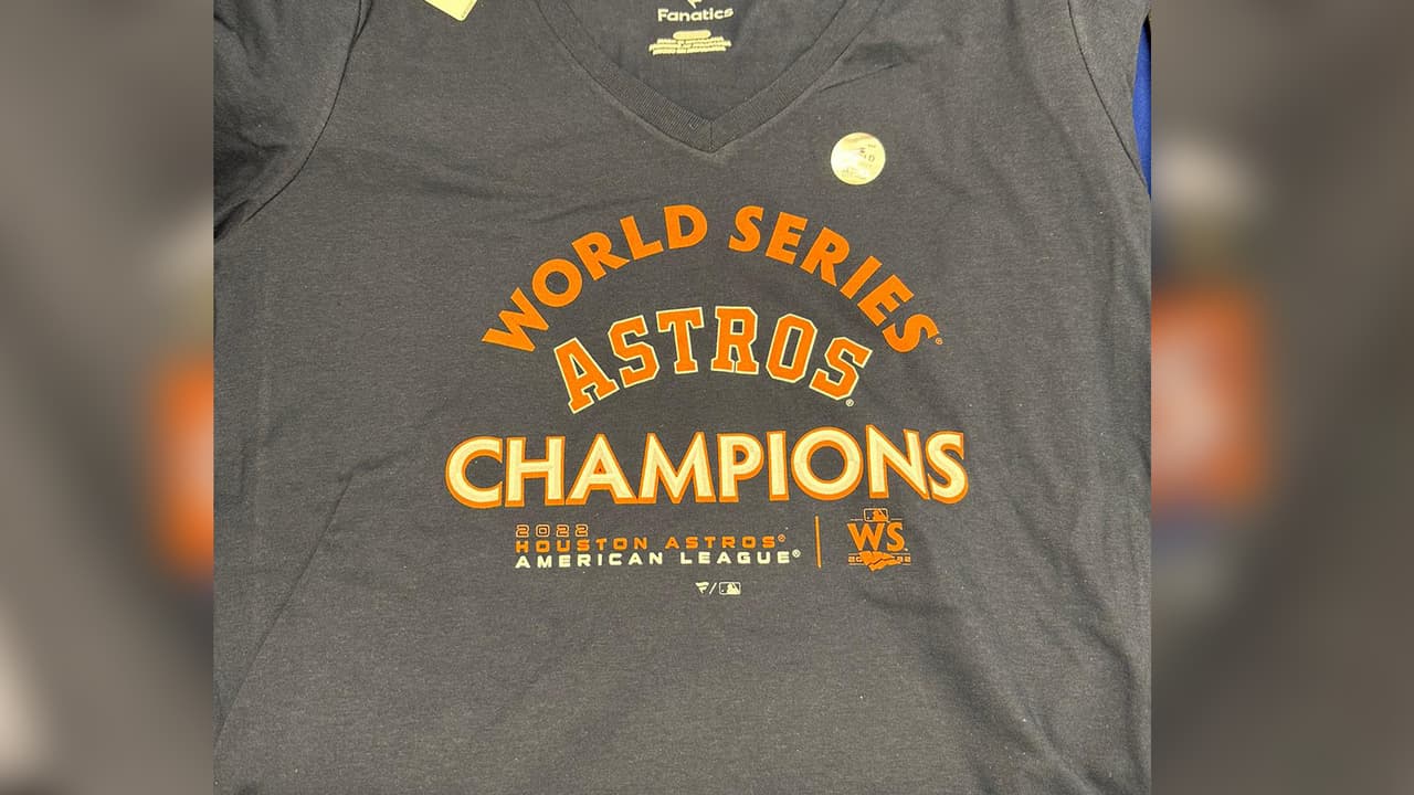 La tienda, ubicada en la calle Crawford del centro de Houston, anunció que estará abierta las 24 horas para permitir a los fanáticos poder comprar los accesorios.