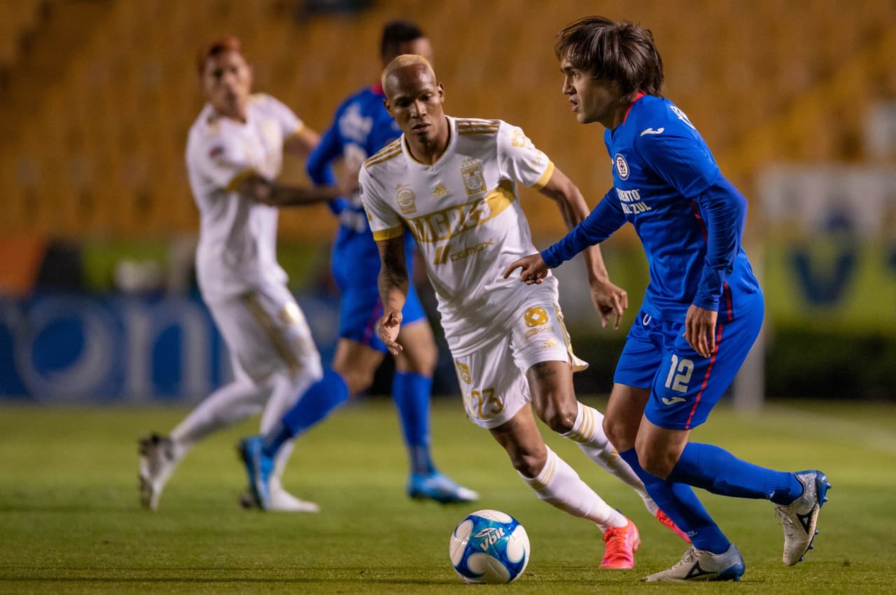 Los Tigres no tienen un buen regreso y Cruz Azul vence 0-2 en el Volcán. Cruz Azul se sitúa en la tercer posición con 12 unidades y los regios se quedan en la décima plaza con 7 unidades, aunque tienen un partido menos que los demás.