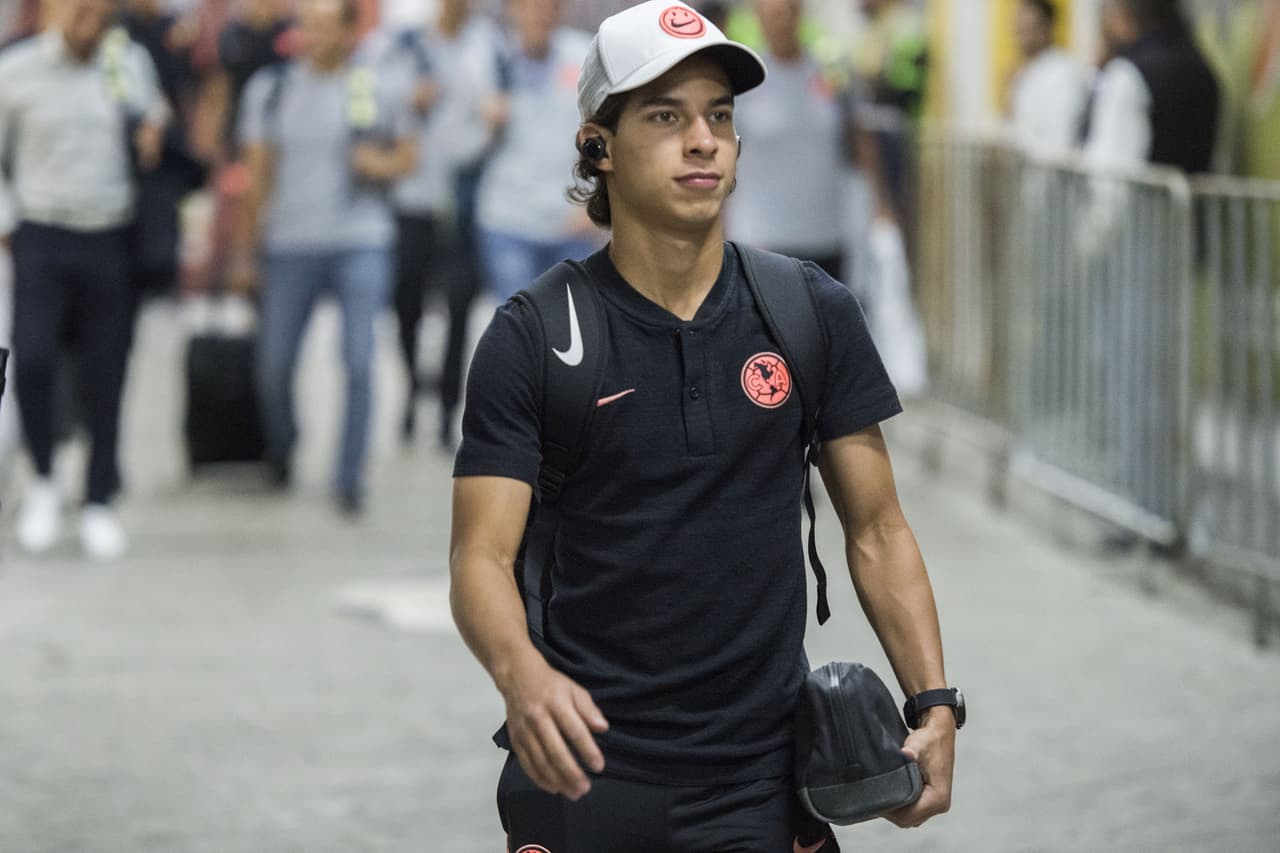 A pesar de su corto recorrido profesional, la proyección de Lainez con México es muy grande y por eso llega a la selección, aunque su llamado no deja de ser una de las sorpresas de la convocatoria.