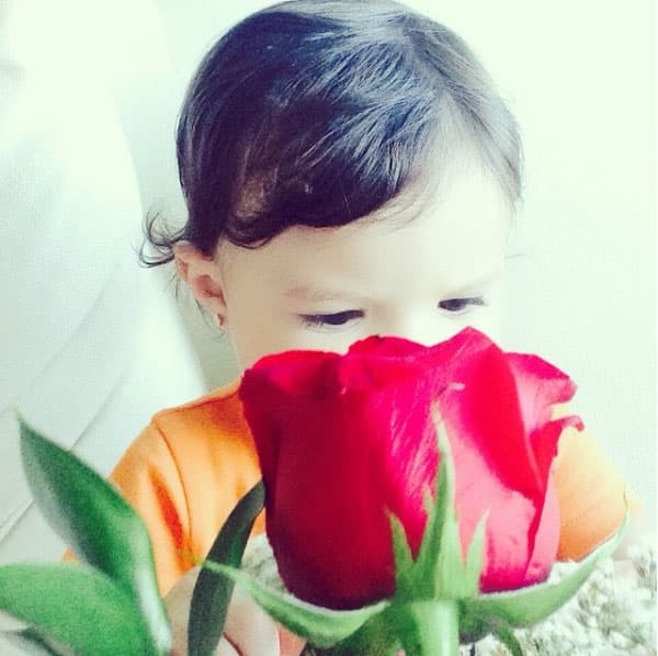 Estaba muy enamorada de su hija: "Hoy le traje flores al amor de mi vida por hacerme tan feliz..! #VivaLaFamilia".