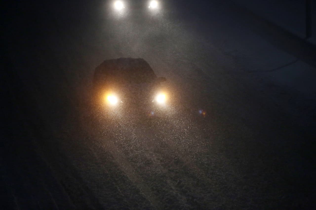 Hazle saber a alguien a dónde vas y qué ruta va a tomar. Si algo sucede, esta persona sabrá por dónde empezar una búsqueda.