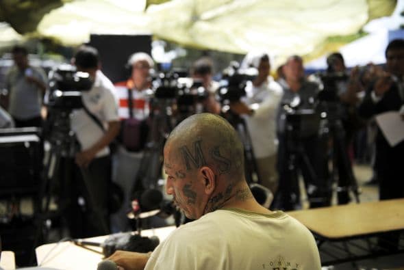 El ministro reiteró este jueves a Efe que el Gobierno no ha negociado ni actuado como mediador de la "tregua", y que sólo ha sido "facilitador".