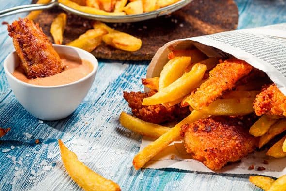 Además si le agregas porciones extras de papas saturadas en aceite; el colesterol será el primero que tendrás por los cielos.