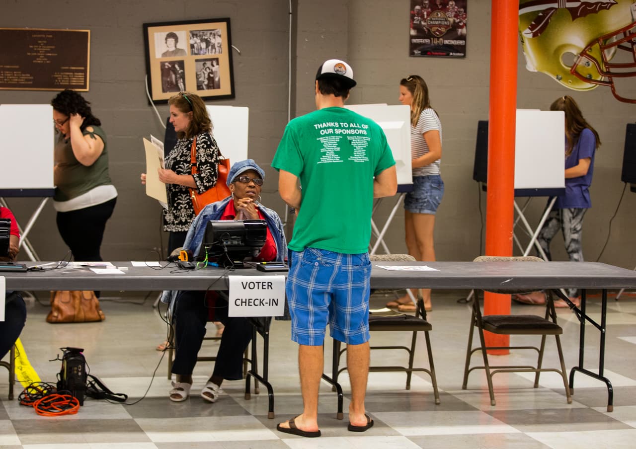 Gobernador de Florida reconoce que hackers rusos violaron los sistemas de 2 condados durante las elecciones de 2016