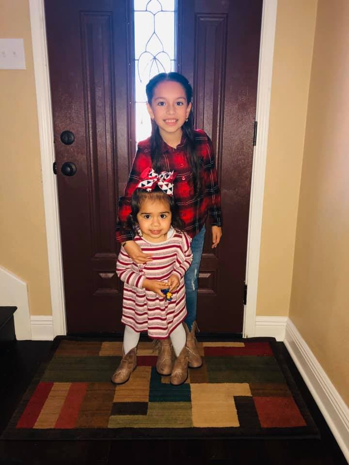 Karen Nuno envía esta foto de sus niñas.