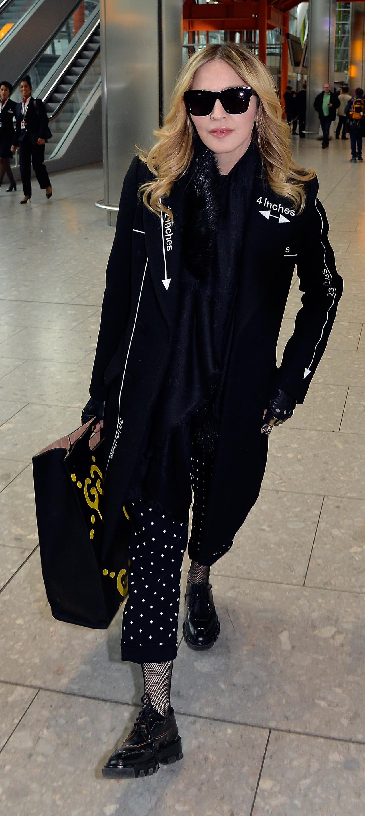 Se sabe que no han tomado una decisión, pero sí seguirán en el estira y afloja por la custodia de Rocco, mientras el adolescente ha dejado claro que quiere vivir con su papá, y hasta ha sido grosero con su mamá.