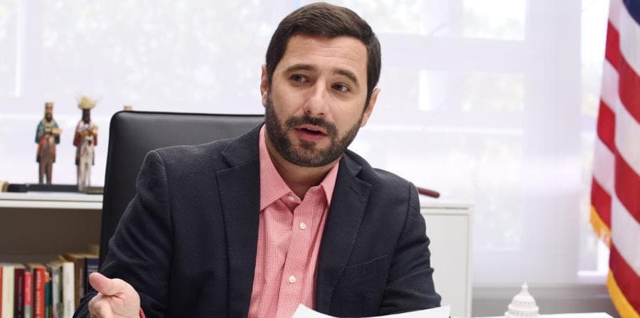 "Jenniffer González es parte del discrimen", así lo asegura el senador José Nadal Power