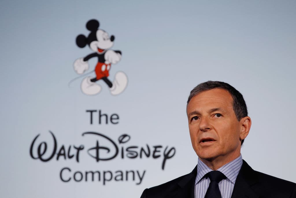 Disney anuncia que despedirá a 7,000 empleados como parte de un plan para reducir costos
