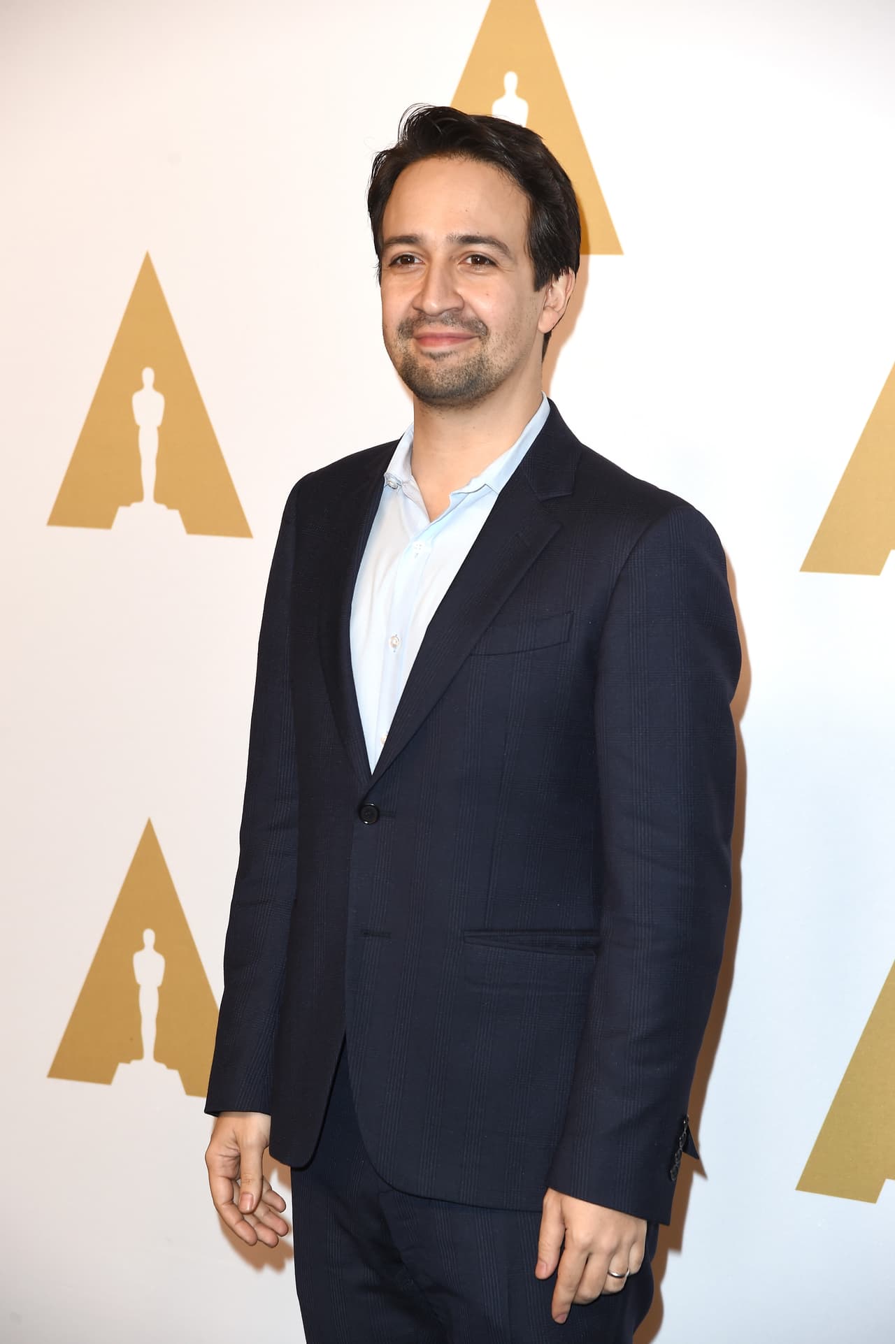Este será el debut en los Oscar de Lin-Manuel Miranda. El actor, compositor y dramaturgo es conocido por ser creador del musical Hamilton e In The Heights. Ha ganado un Primetime Emmy Award, tres Tony Awards, dos Grammys y el premio Pulitzer de Drama en 2016.