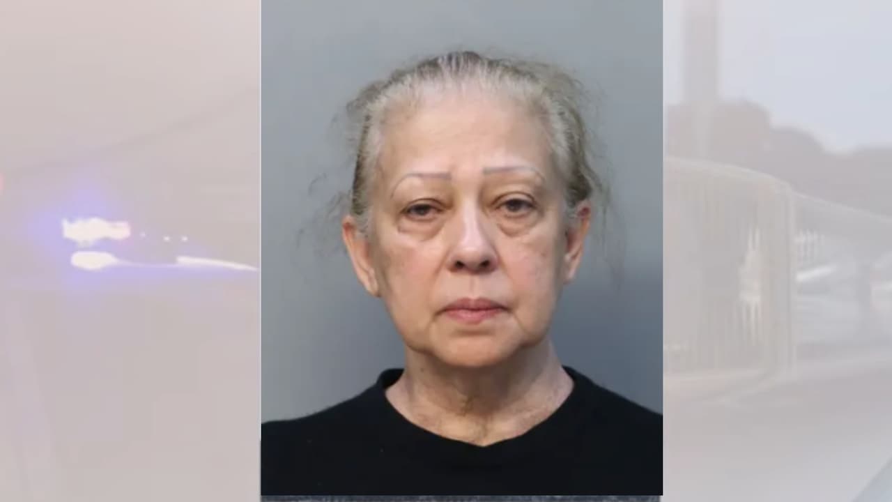 Anciana que conducía el carro que cayó en un lago y en el que murió su amiga evita ir a la cárcel