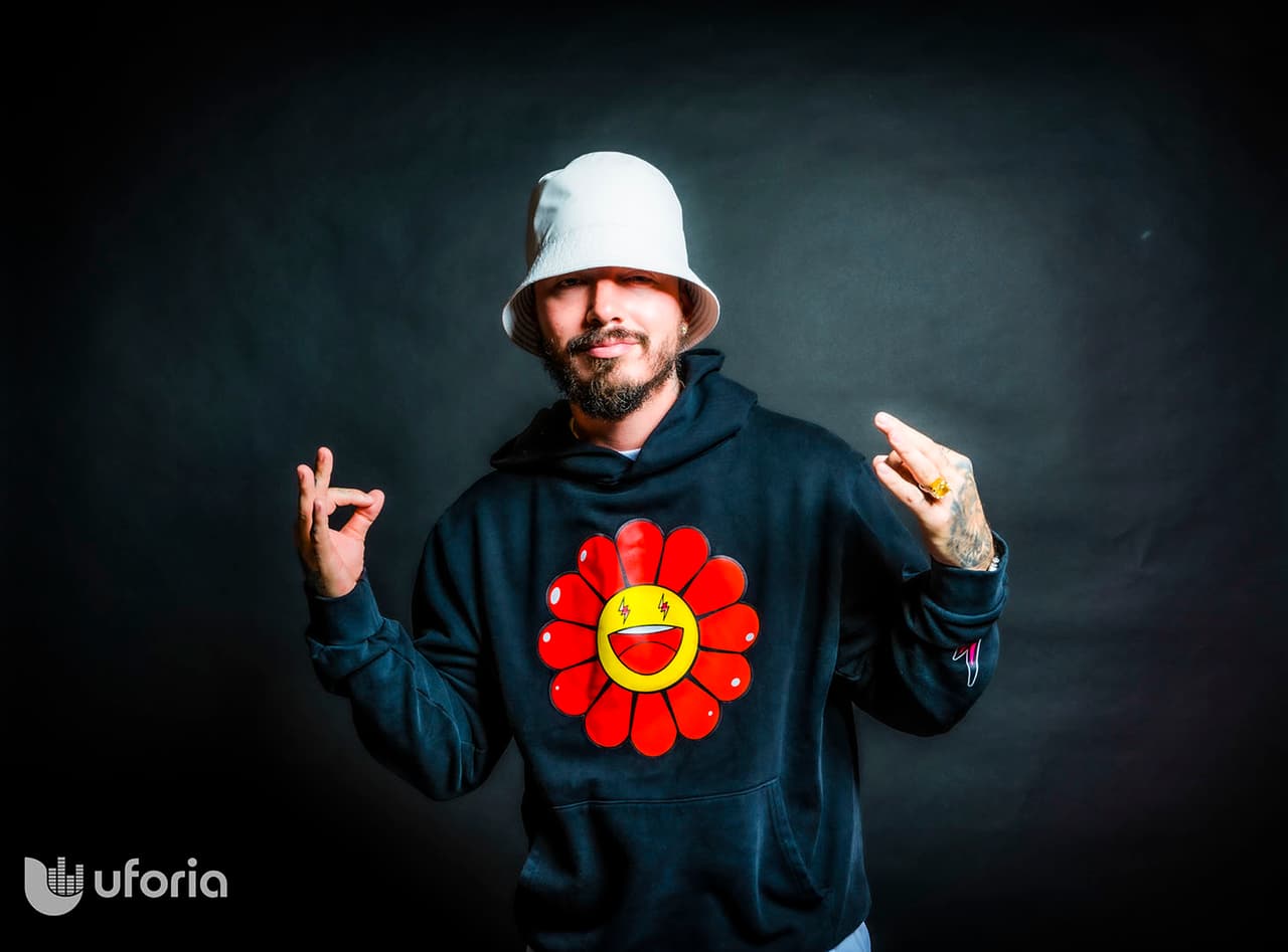 “El tour Arcoiris lo hice porque yo sabía que venía el álbum ‘Colores’, pero no iba a estar afuera. Entonces dije: pongámosle este nombre para que después tenga un sentido, que todo tenga una lógica.”