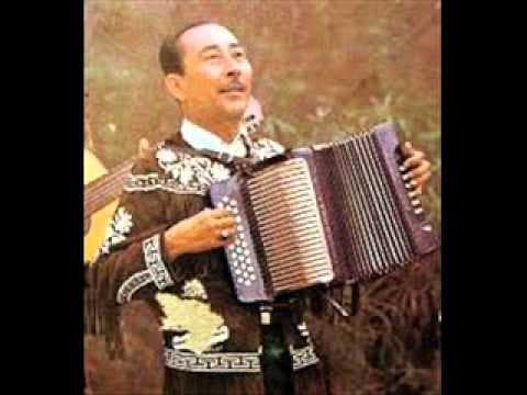 Pero el estilo y la fuerza que Eugenio Ábrego le imprimia a su acordeón fue el sello caracetrístico del dueto norteño, al grado que Ábrego hizo escuela entre las nuevas generaciones de músicos de este y otros géneros. El acordeonista murió en mayo de 1988.