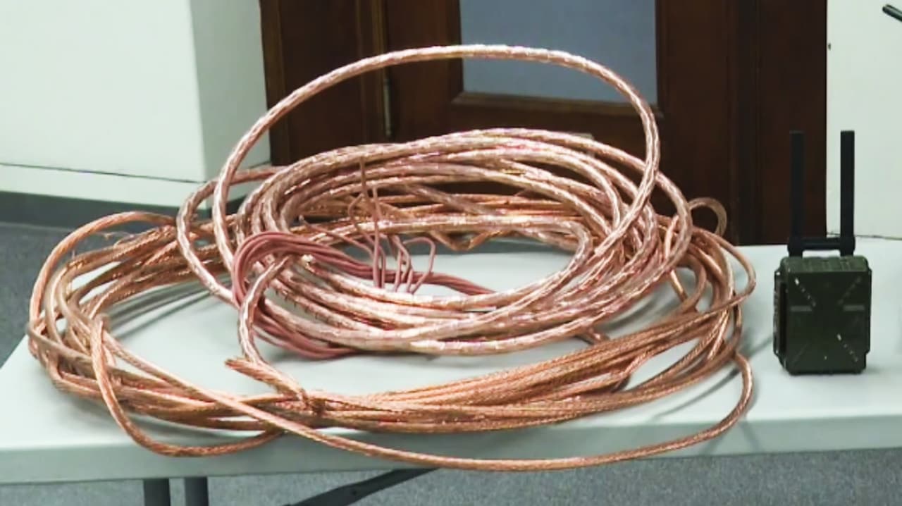 Fresno refuerza ordenanza contra robo de cable de cobre y pide replicarla en California