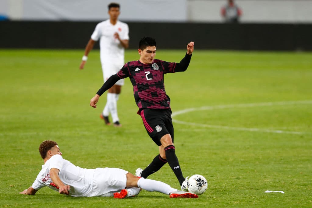 Con anotaciones de Uriel Antuna y Johan Vázquez, México vence 2-0 a Canadá, se meten a la final del Preolímpico y continúan con su paso perfecto en el torneo.
