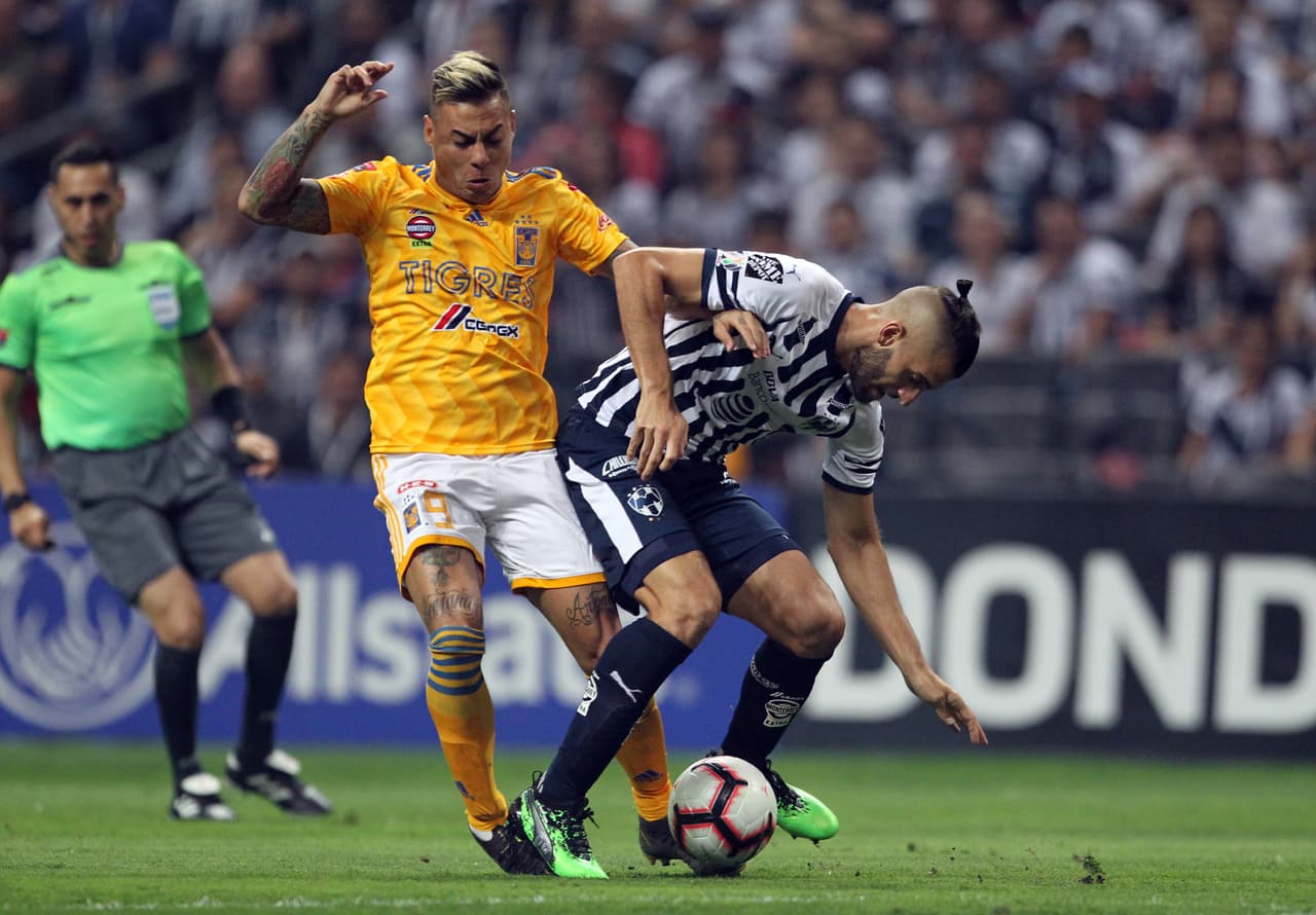 Y el partido no solo tenía un buen ritmo, y una gran intensidad, sino que era de ida y vuelta, con buenos argumentos de ambos lados.