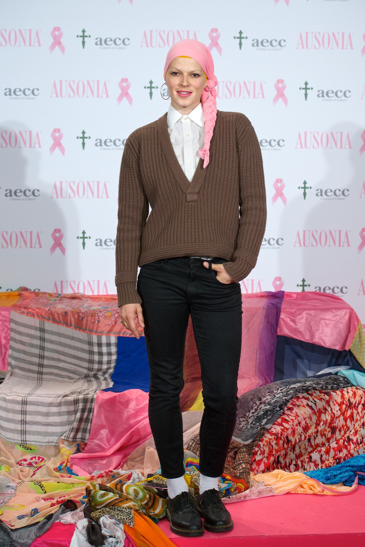 Tras anunciar públicamente en 2014 que padecía de cáncer de seno y que le habían practicado una mastectomía en su seno izquierdo la modelo no renunció a la moda ni a su deseo de lucir desafiante con los cánones tradicionales de belleza. Bimba se convirtió en un emblema de la lucha contra el cáncer.