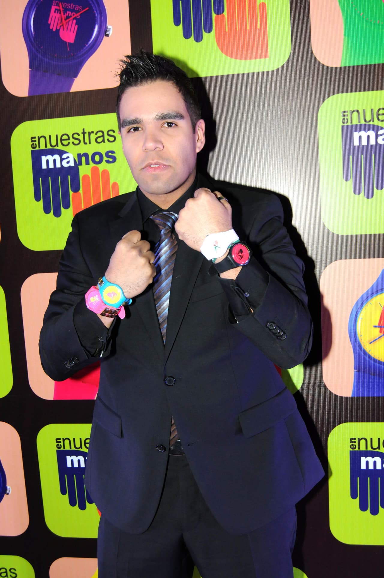 El cantante, quien recientemente estrenó el sencillo 'Echa pa' lante', también reveló si hay planes de tener hijos con su futura esposa.