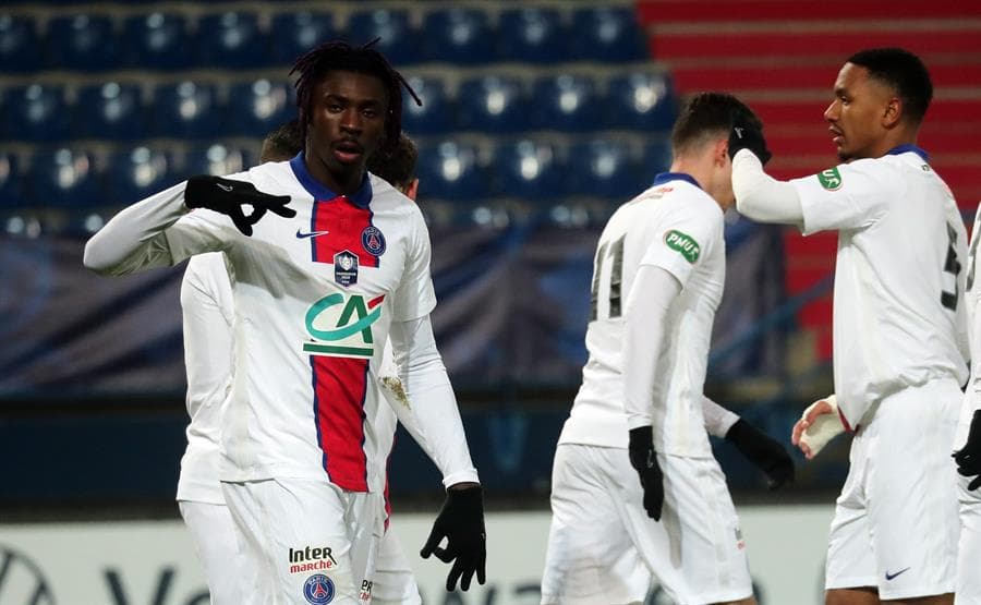 El Paris Saint Germain, por la mínima, derrota al SM Caen. El gol fue por parte de Moise Kean y le da la victoria a su equipo en la Copa de Francia. El astro brasileño, Neymar, salió lesionado del campo y será duda ante el Barcelona.