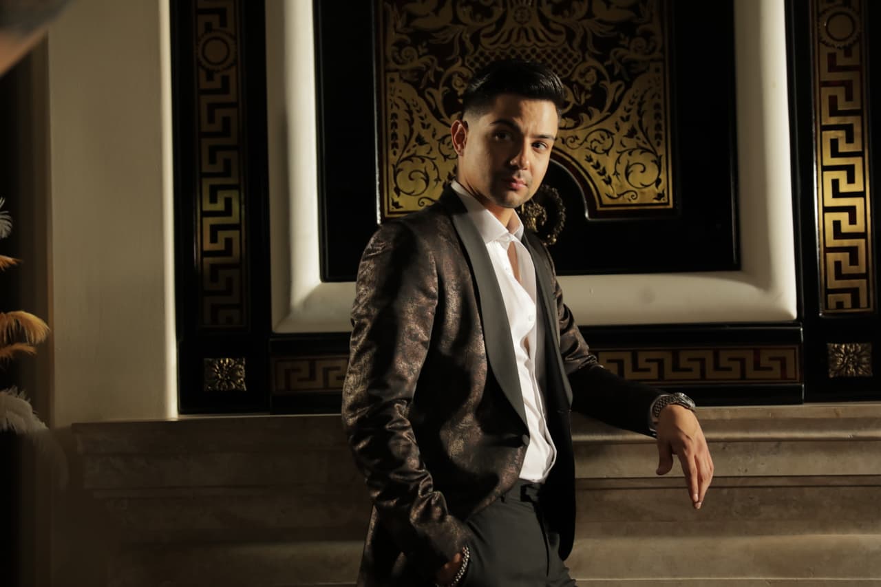 El ídolo juvenil del regional mexicano Luis Coronel, tendrá su participación en la conducción, además de estar nominado en la categoría Mejor Álbum Música Banda.
<br>