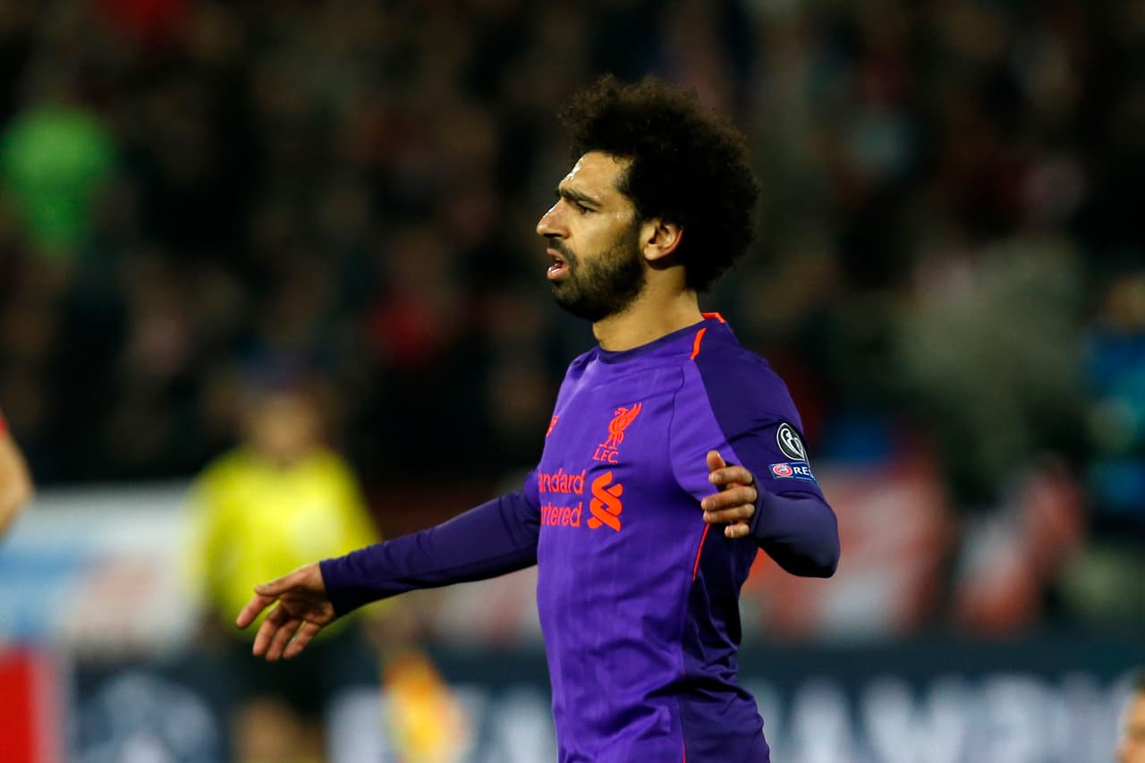 Sin embargo su remate salió casi al centro del arco y el portero salvó con facilidad.