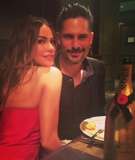 Las cenas son para ellos un momento demasiado especial, aquí otra prueba.