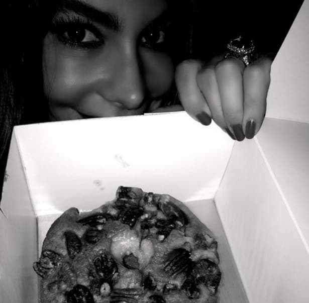 Sofía come todas las cosas dulces, pero siempre toma en cuenta que para estar en forma hay que hacer mucho ejercicio.