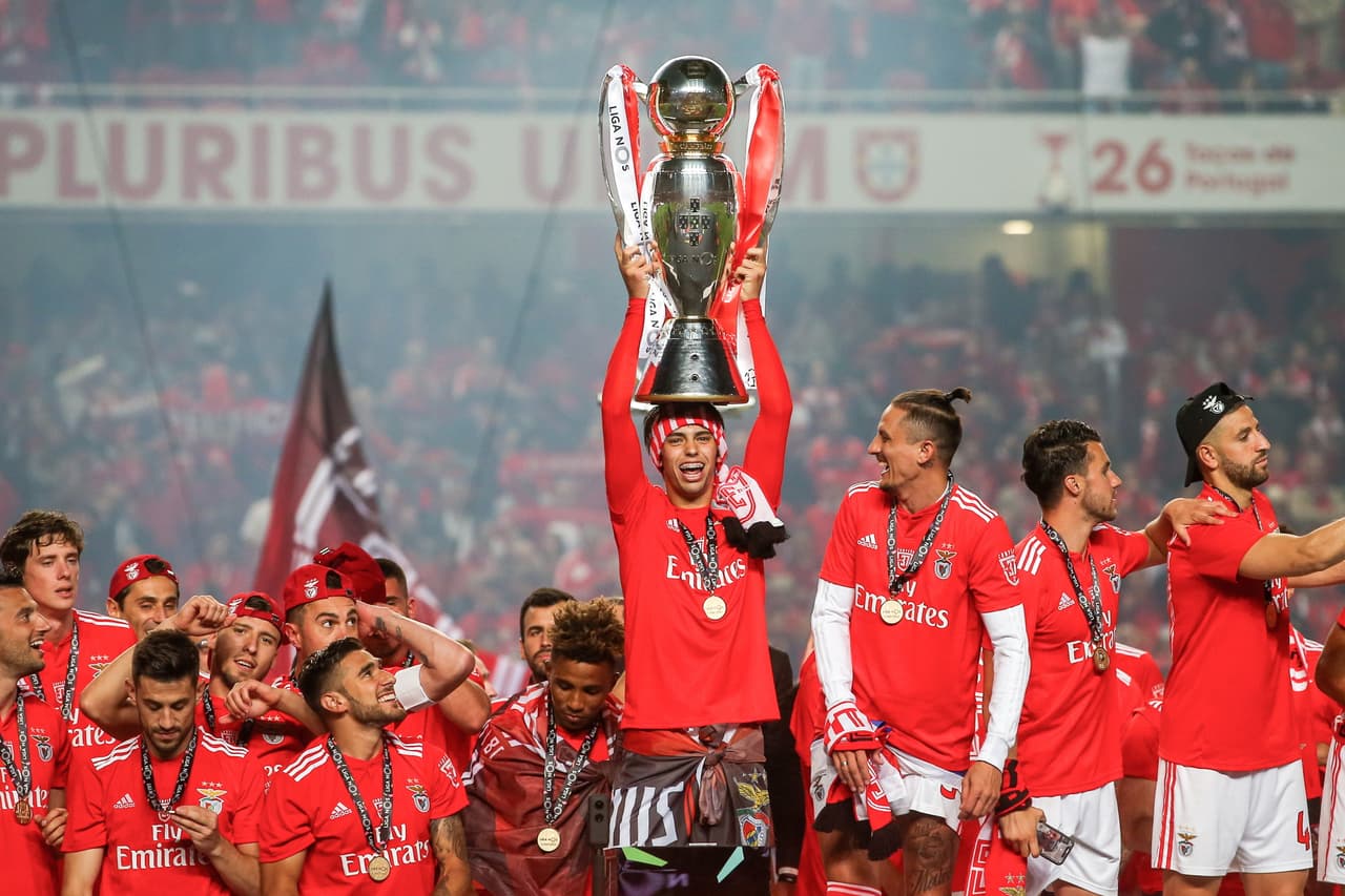 Los jugadores del Benfica celebraron la conquista del título 37 en la historia del club.