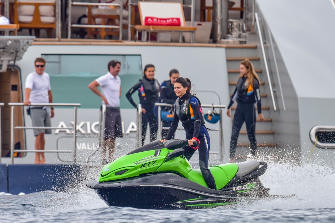 Kendall es una experta en deportes extremos.