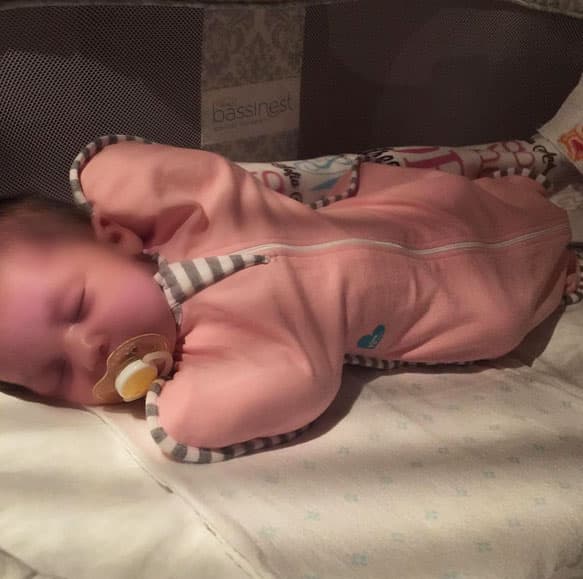 Su "mariposa" tomando una dulce siesta.