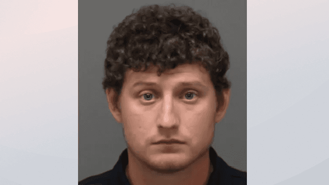 Joven atropella a una persona pensando que era un animal, indicó la policía