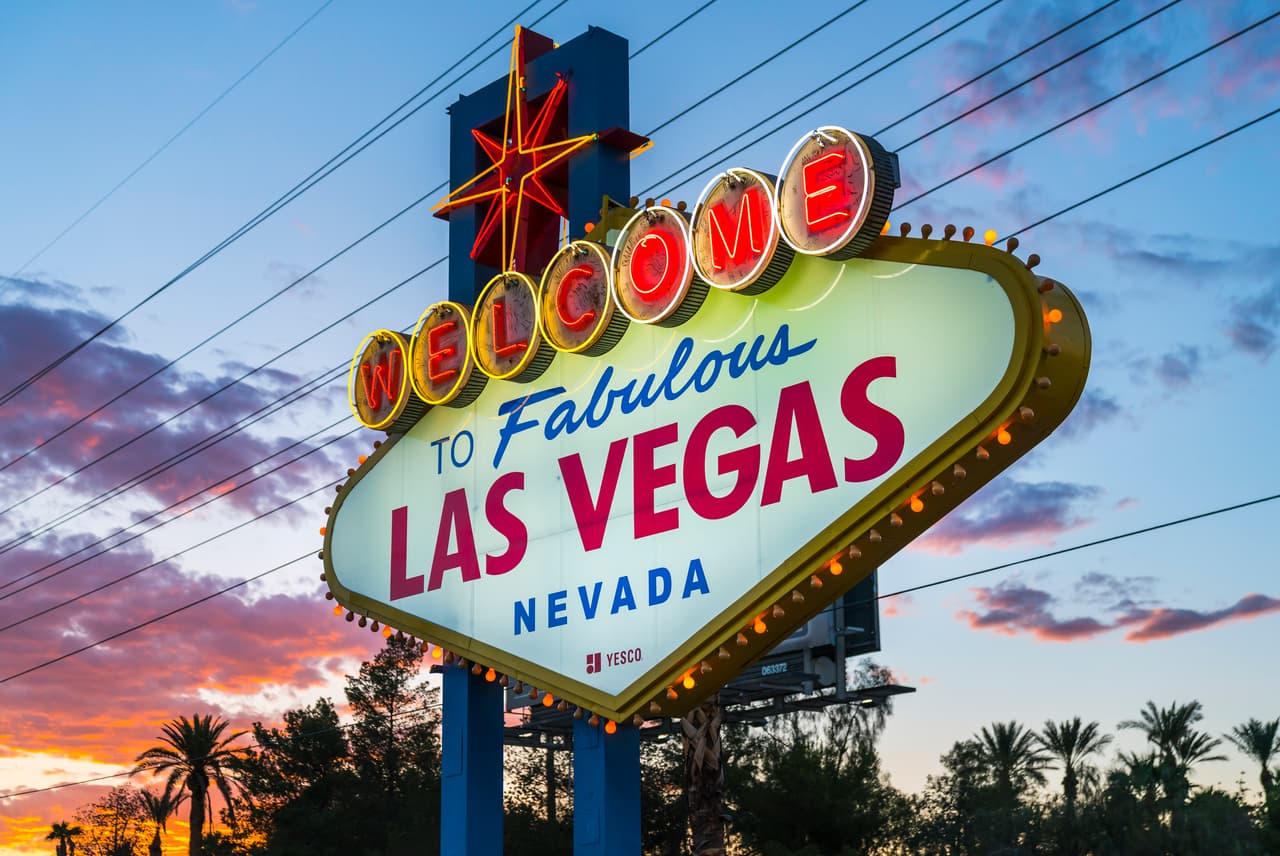 <h2 class="cms-H2-H2">5. Las Vegas, Estados Unidos</h2>
<br>
<br>La “Ciudad del Pecado” o “
<i>Sin City</i>”, de unos 640,000 habitantes, está también entre las que generaron más ganancias en materia turística. Las Vegas ganó unos 22,900 millones de dólares en 2022, según el estimado.
<br>