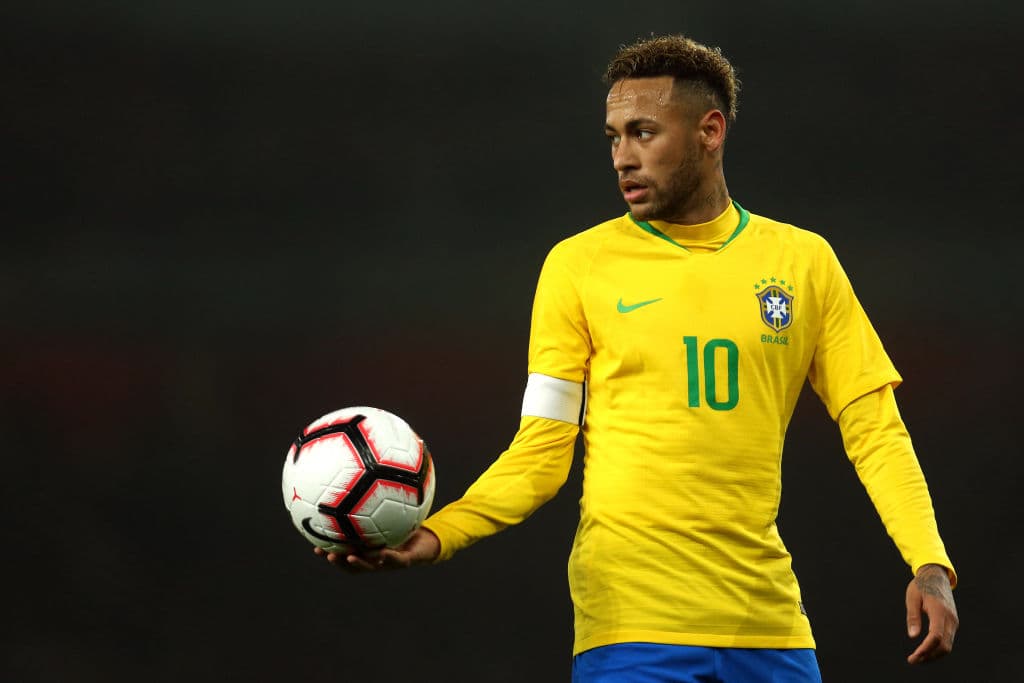 Neymar tuvo que pagar un poco más de $52 millones de dólares por evasión fiscal y fraude en Brasil, relacionado con sus ingresos como jugador del Barcelona y sus patrocinios con Nike.
