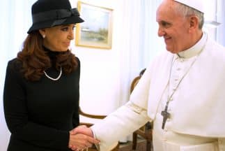 La presidenta dio la orden de que se hiciera público el mensaje, ya que incluía un saludo y una felicitación al pueblo argentino.