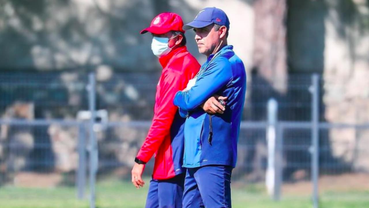 Ricardo Cadena es el nuevo director técnico interino de Chivas